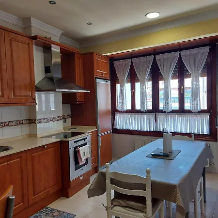 Apartment Leikerenea. Amplio En *